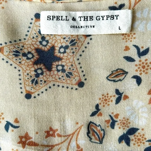 EUC Spell 💫Vintage Celestial Blouse in Cream size Large - Picture 8 of 10